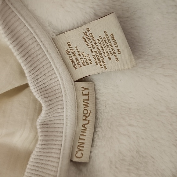 Cynthia Rowley Fleece Pullover with Unicorn Design Pale Blue Size 7/8 - Picture 4 of 6